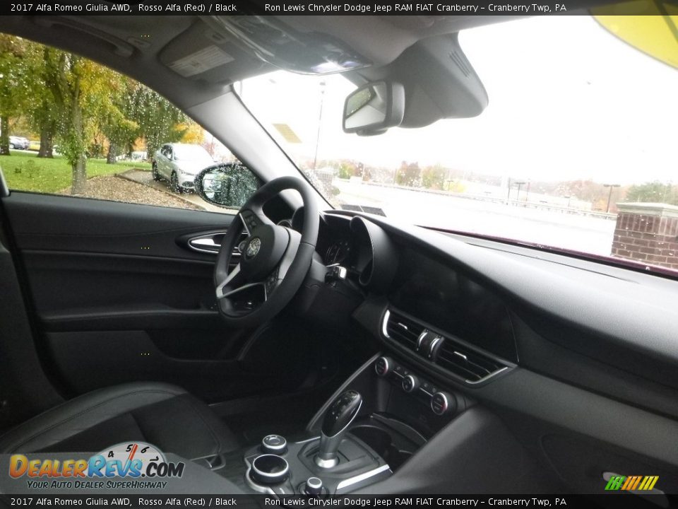 2017 Alfa Romeo Giulia AWD Rosso Alfa (Red) / Black Photo #8