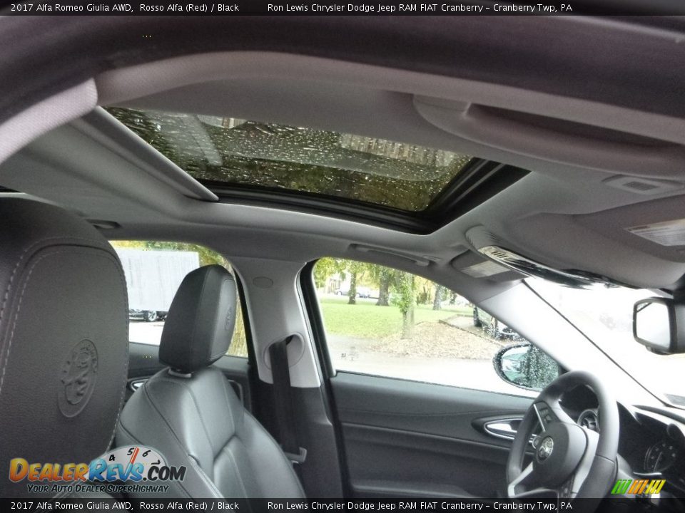 2017 Alfa Romeo Giulia AWD Rosso Alfa (Red) / Black Photo #9