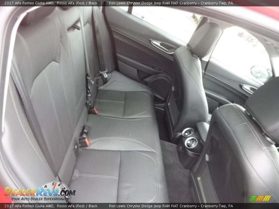 2017 Alfa Romeo Giulia AWD Rosso Alfa (Red) / Black Photo #10