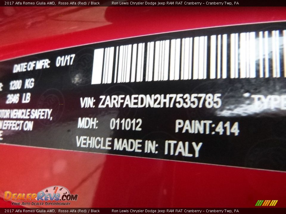 2017 Alfa Romeo Giulia AWD Rosso Alfa (Red) / Black Photo #16