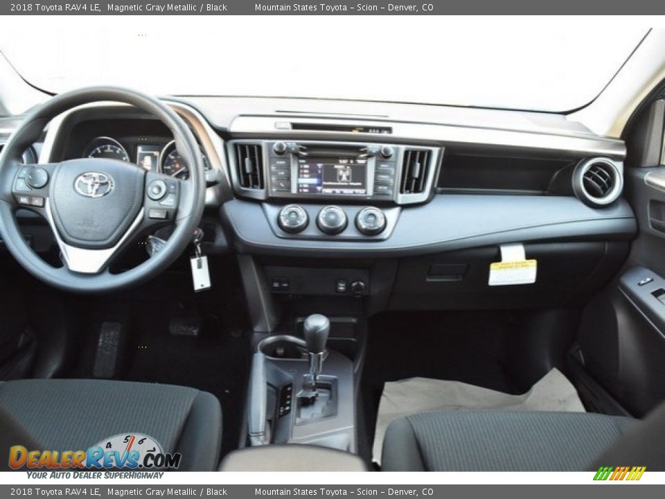 2018 Toyota RAV4 LE Magnetic Gray Metallic / Black Photo #8