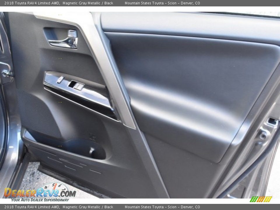 2018 Toyota RAV4 Limited AWD Magnetic Gray Metallic / Black Photo #12