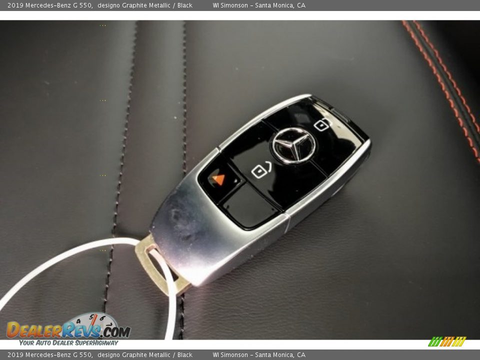 Keys of 2019 Mercedes-Benz G 550 Photo #11