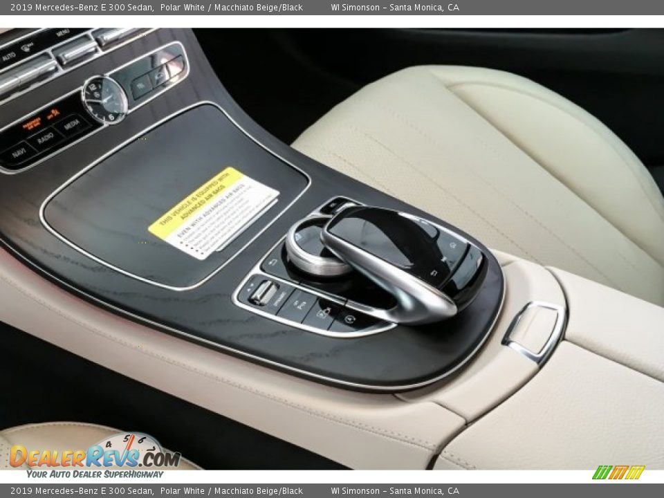 2019 Mercedes-Benz E 300 Sedan Polar White / Macchiato Beige/Black Photo #7