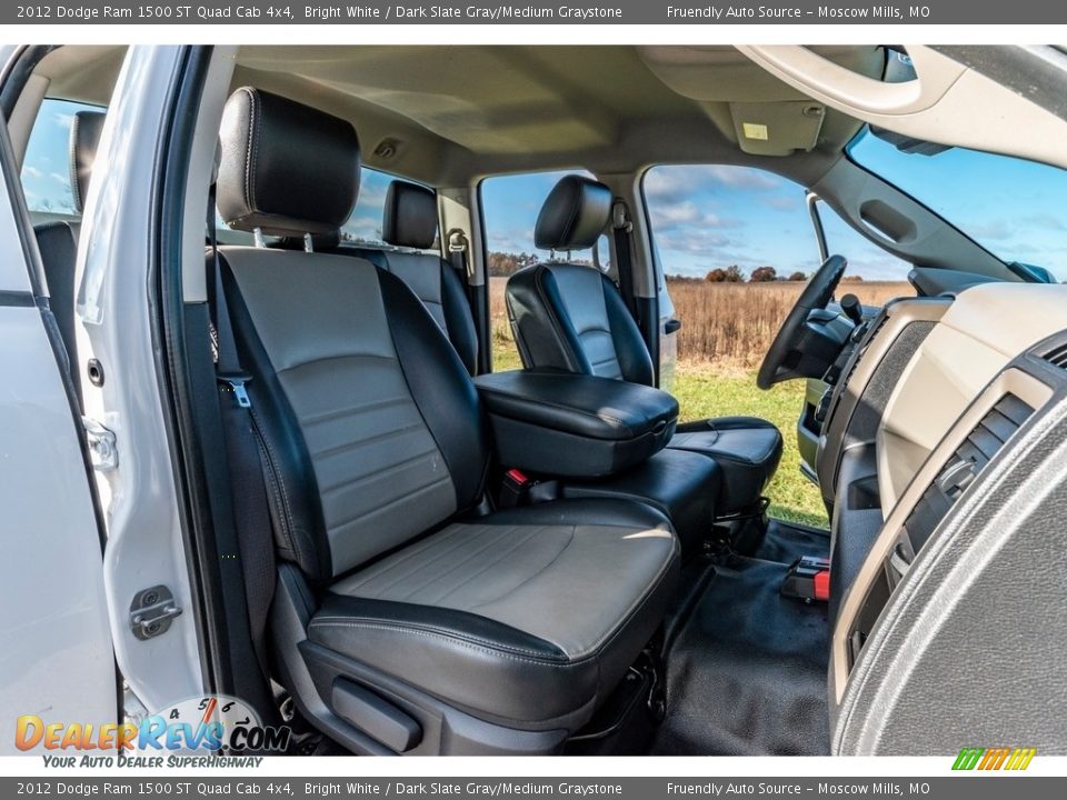 2012 Dodge Ram 1500 ST Quad Cab 4x4 Bright White / Dark Slate Gray/Medium Graystone Photo #30