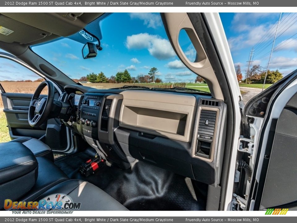 2012 Dodge Ram 1500 ST Quad Cab 4x4 Bright White / Dark Slate Gray/Medium Graystone Photo #32