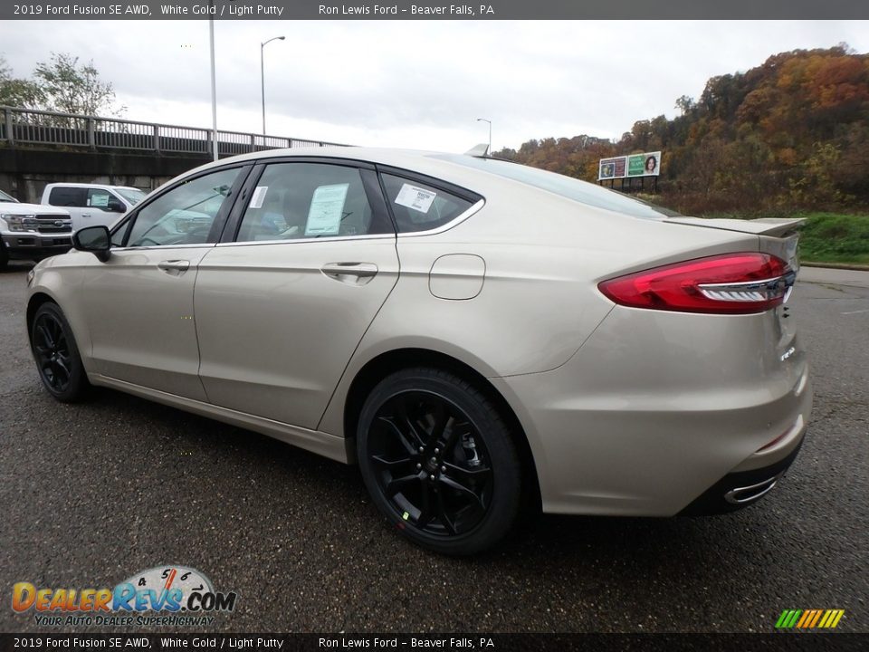 2019 Ford Fusion SE AWD White Gold / Light Putty Photo #4