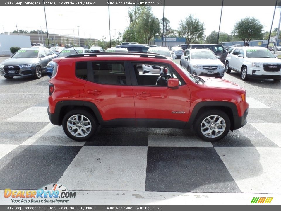 2017 Jeep Renegade Latitude Colorado Red / Black Photo #3
