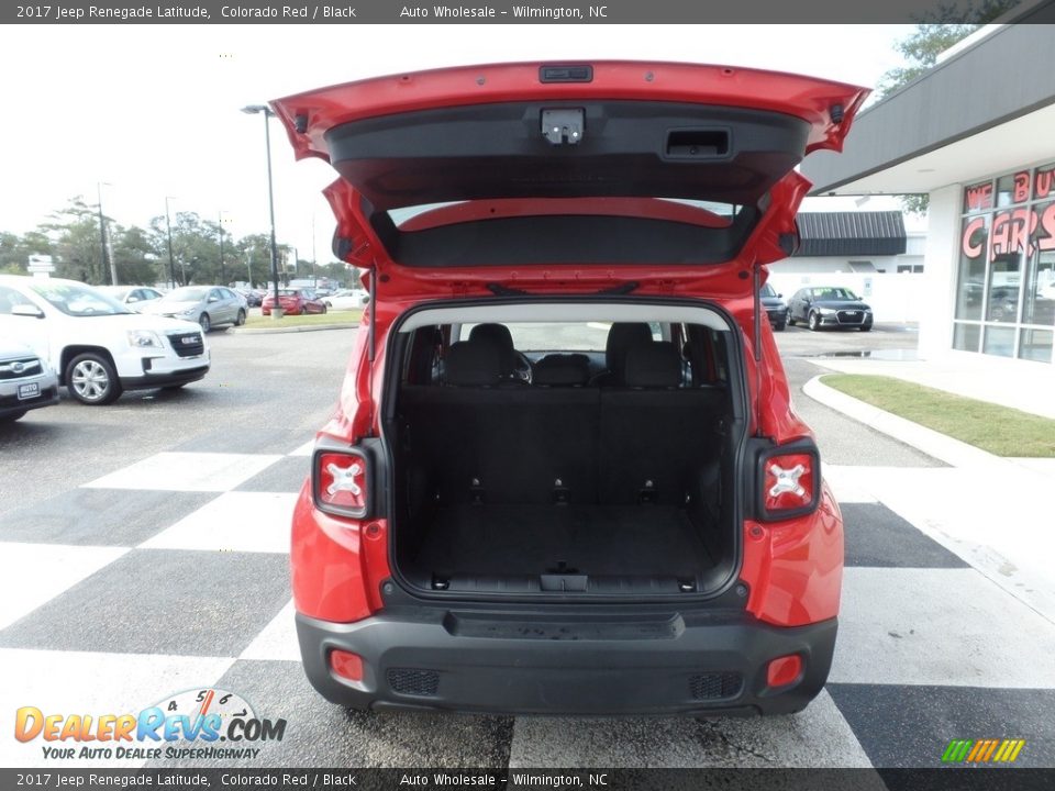 2017 Jeep Renegade Latitude Colorado Red / Black Photo #5