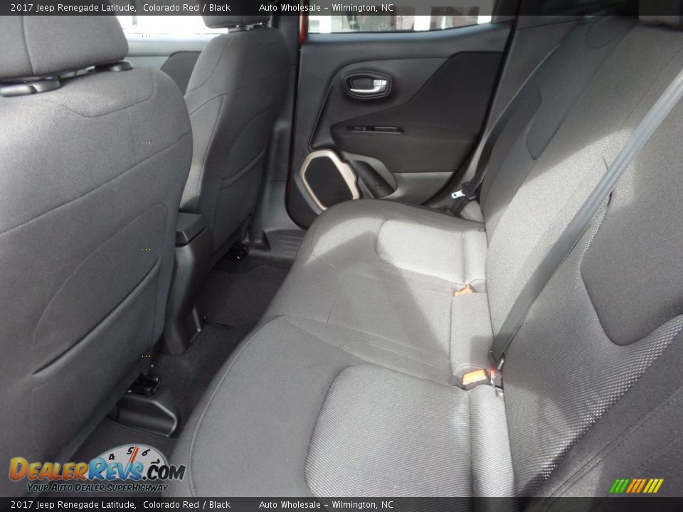 2017 Jeep Renegade Latitude Colorado Red / Black Photo #12