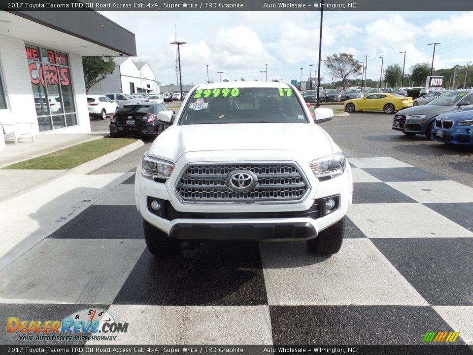 2017 Toyota Tacoma TRD Off Road Access Cab 4x4 Super White / TRD Graphite Photo #2
