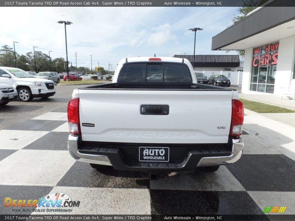 2017 Toyota Tacoma TRD Off Road Access Cab 4x4 Super White / TRD Graphite Photo #4