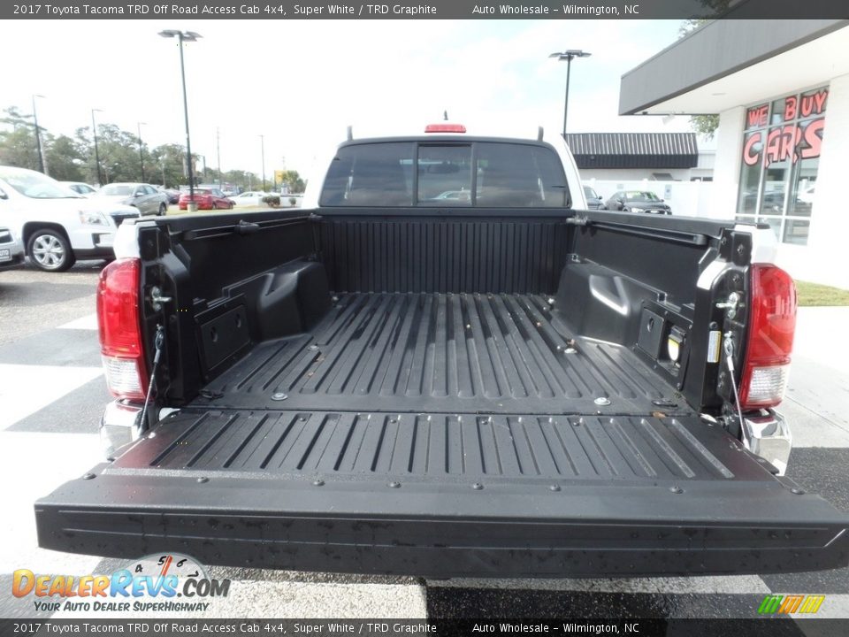 2017 Toyota Tacoma TRD Off Road Access Cab 4x4 Super White / TRD Graphite Photo #5