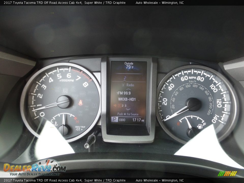 2017 Toyota Tacoma TRD Off Road Access Cab 4x4 Super White / TRD Graphite Photo #16