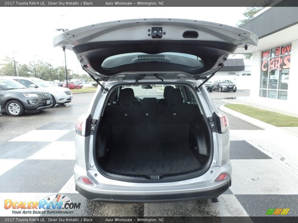 2017 Toyota RAV4 LE Silver Sky Metallic / Black Photo #5
