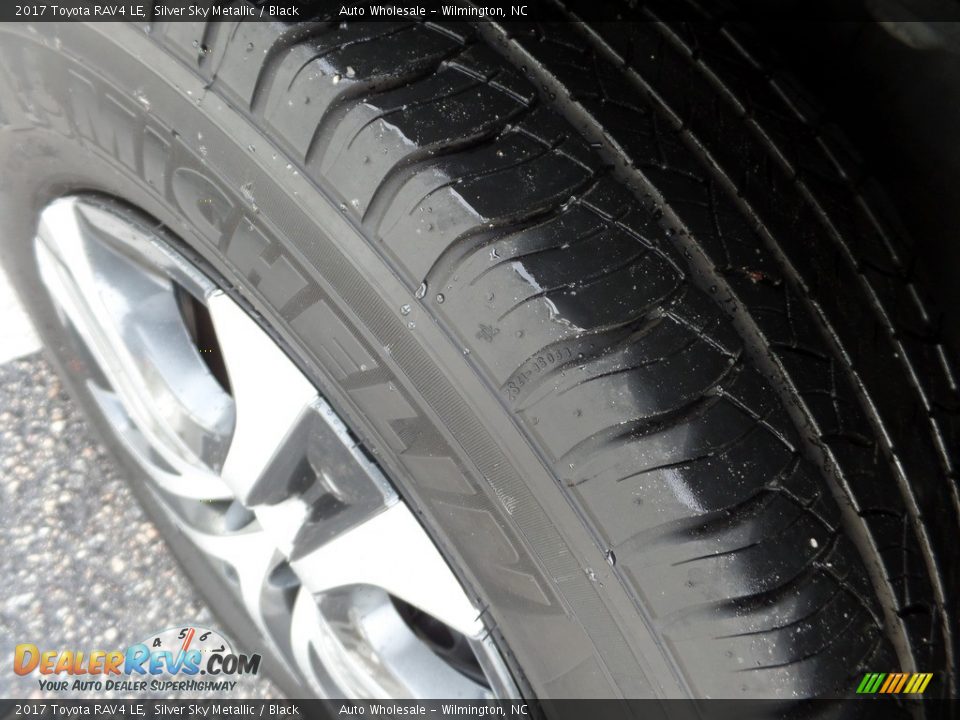 2017 Toyota RAV4 LE Silver Sky Metallic / Black Photo #8
