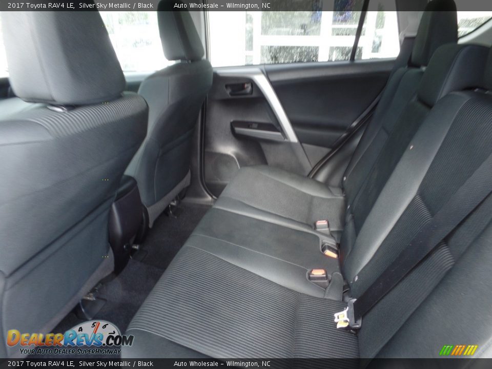 2017 Toyota RAV4 LE Silver Sky Metallic / Black Photo #12
