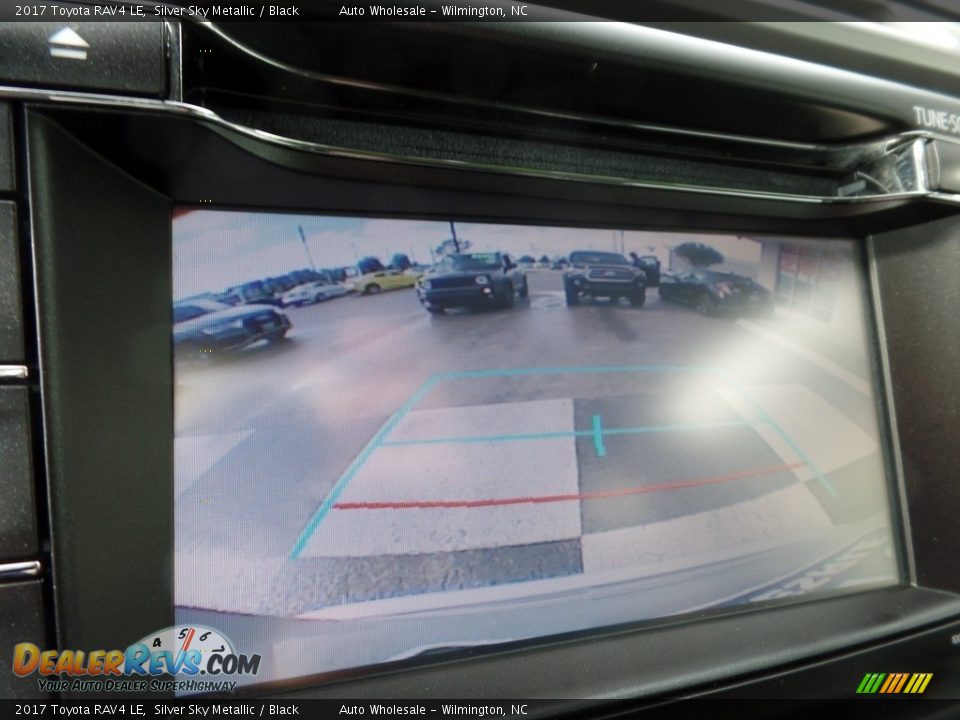 2017 Toyota RAV4 LE Silver Sky Metallic / Black Photo #18