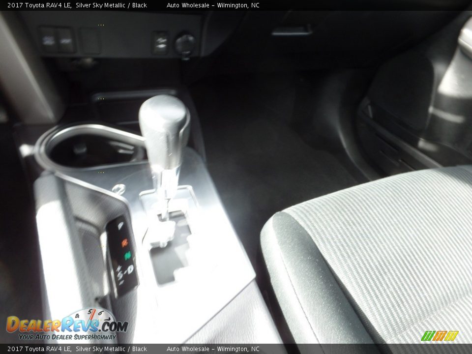 2017 Toyota RAV4 LE Silver Sky Metallic / Black Photo #20