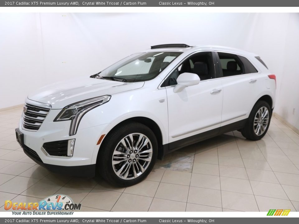2017 Cadillac XT5 Premium Luxury AWD Crystal White Tricoat / Carbon Plum Photo #3