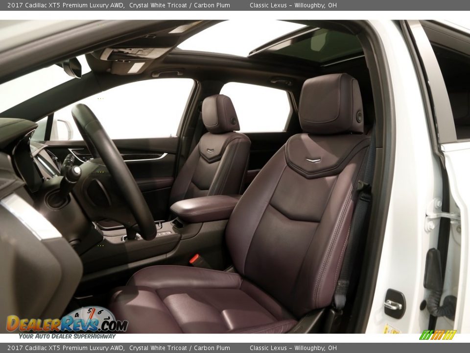2017 Cadillac XT5 Premium Luxury AWD Crystal White Tricoat / Carbon Plum Photo #6