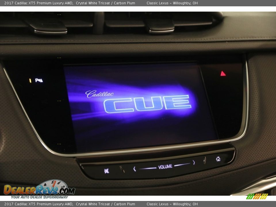 2017 Cadillac XT5 Premium Luxury AWD Crystal White Tricoat / Carbon Plum Photo #11