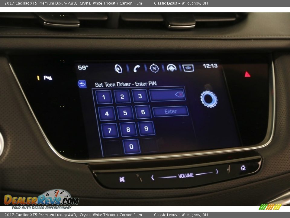 2017 Cadillac XT5 Premium Luxury AWD Crystal White Tricoat / Carbon Plum Photo #17
