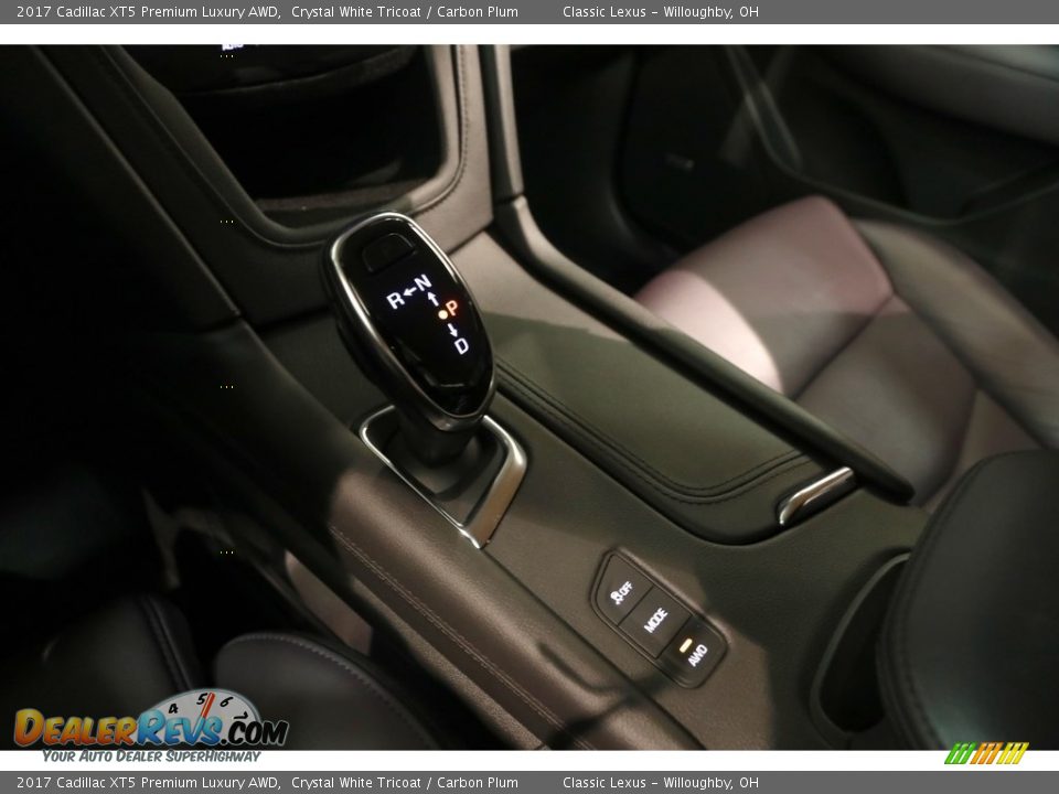 2017 Cadillac XT5 Premium Luxury AWD Crystal White Tricoat / Carbon Plum Photo #19