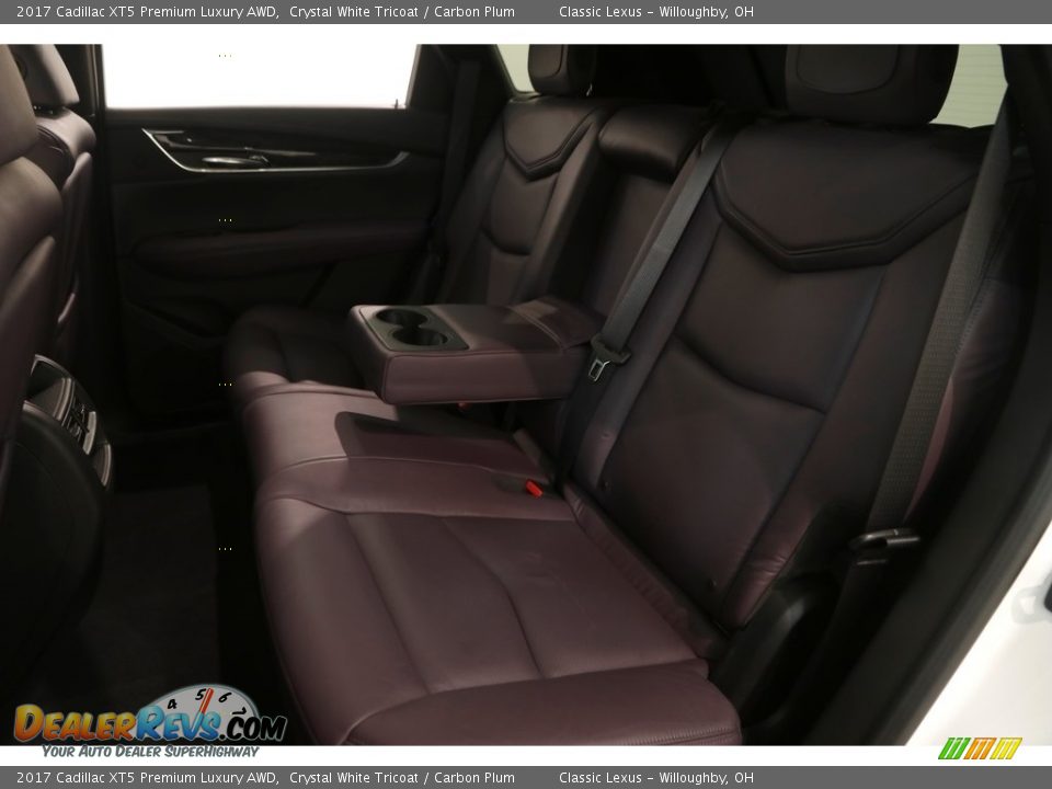 2017 Cadillac XT5 Premium Luxury AWD Crystal White Tricoat / Carbon Plum Photo #25