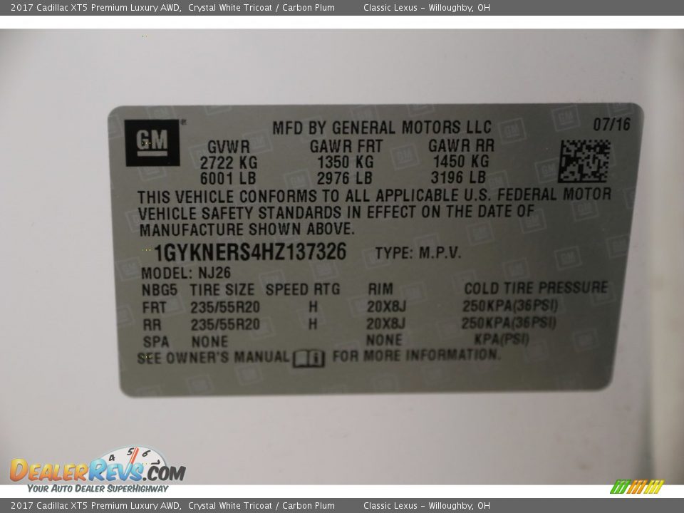 2017 Cadillac XT5 Premium Luxury AWD Crystal White Tricoat / Carbon Plum Photo #29