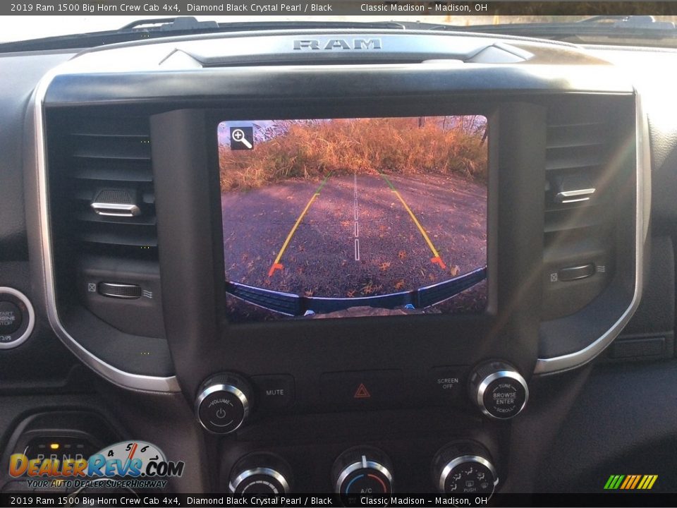 2019 Ram 1500 Big Horn Crew Cab 4x4 Diamond Black Crystal Pearl / Black Photo #14