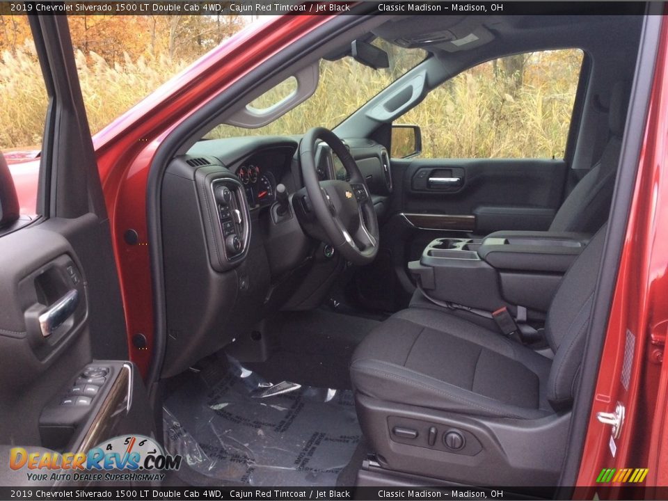 Front Seat of 2019 Chevrolet Silverado 1500 LT Double Cab 4WD Photo #9