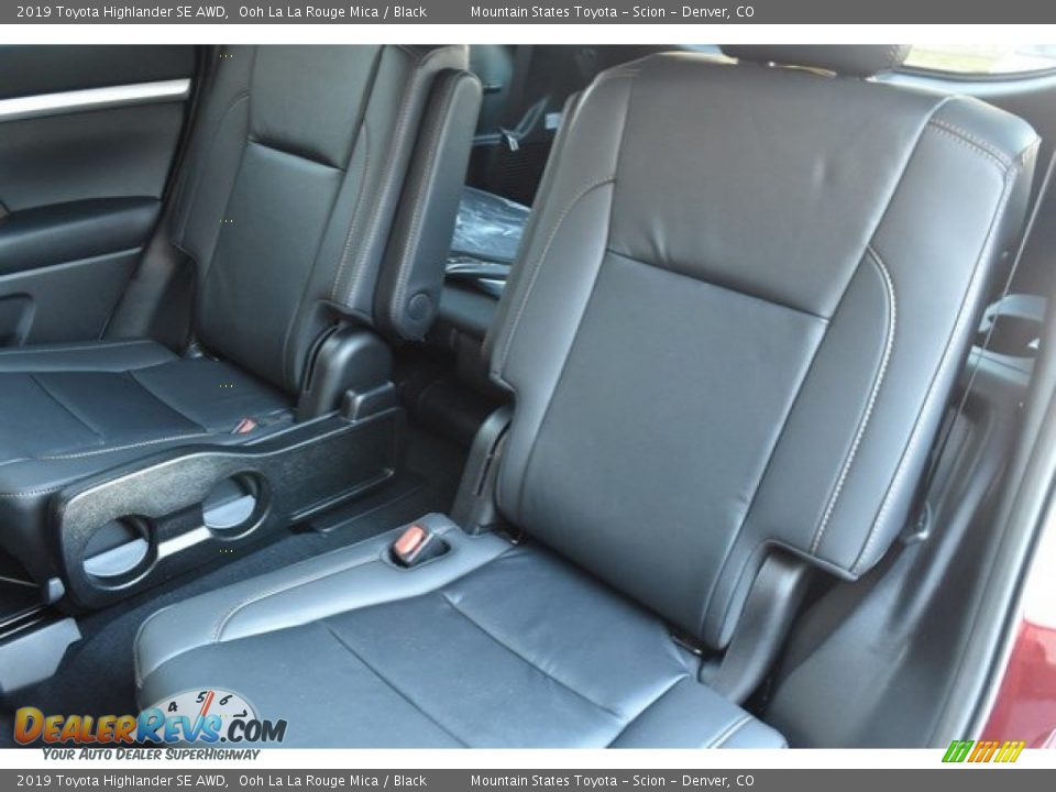 2019 Toyota Highlander SE AWD Ooh La La Rouge Mica / Black Photo #16