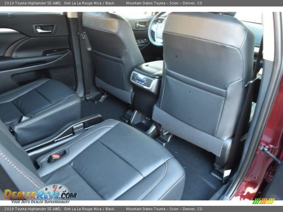 2019 Toyota Highlander SE AWD Ooh La La Rouge Mica / Black Photo #18