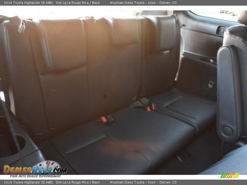 2019 Toyota Highlander SE AWD Ooh La La Rouge Mica / Black Photo #21