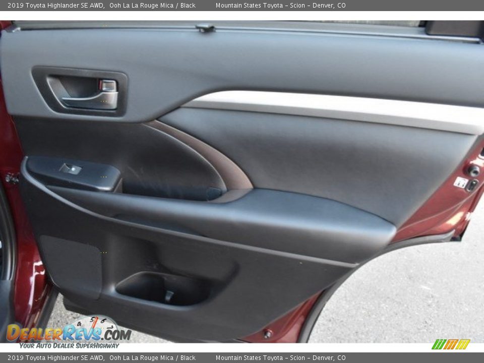 2019 Toyota Highlander SE AWD Ooh La La Rouge Mica / Black Photo #26