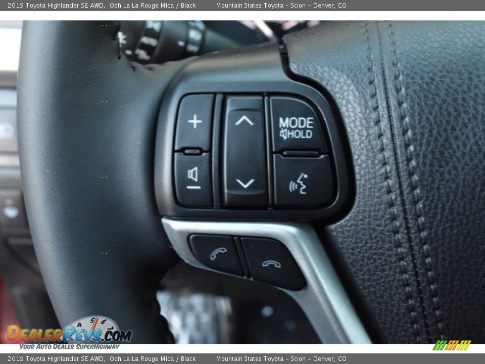 2019 Toyota Highlander SE AWD Ooh La La Rouge Mica / Black Photo #29