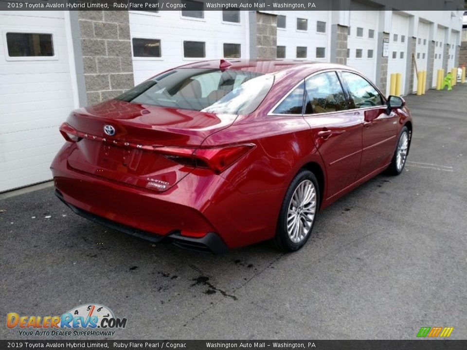 2019 Toyota Avalon Hybrid Limited Ruby Flare Pearl / Cognac Photo #3