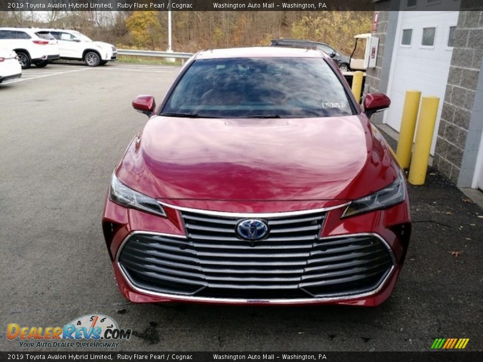 2019 Toyota Avalon Hybrid Limited Ruby Flare Pearl / Cognac Photo #8