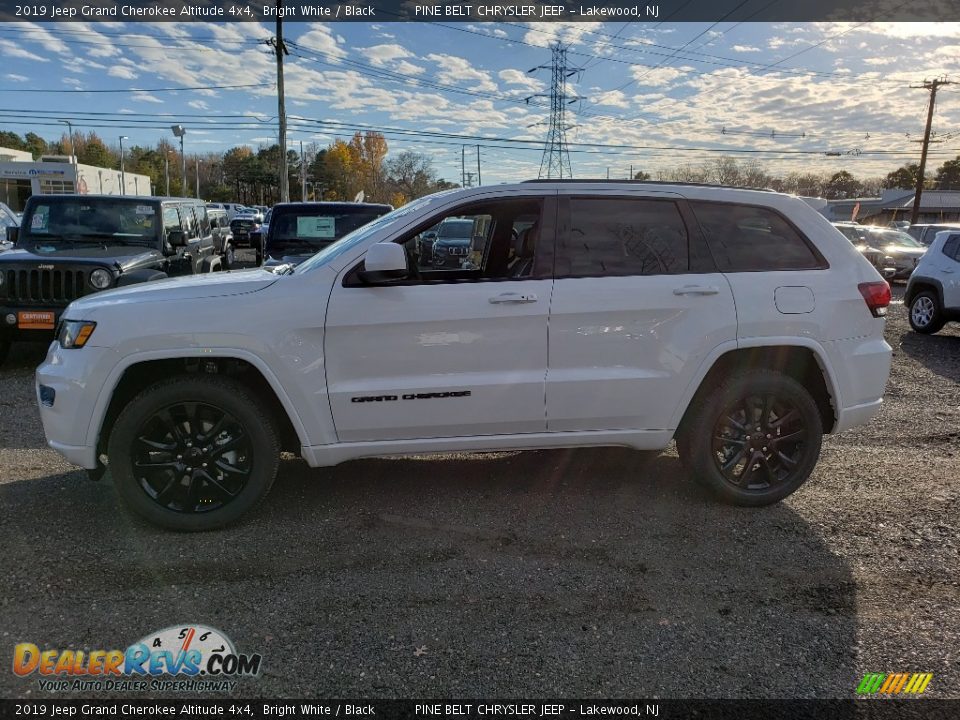 2019 Jeep Grand Cherokee Altitude 4x4 Bright White / Black Photo #3