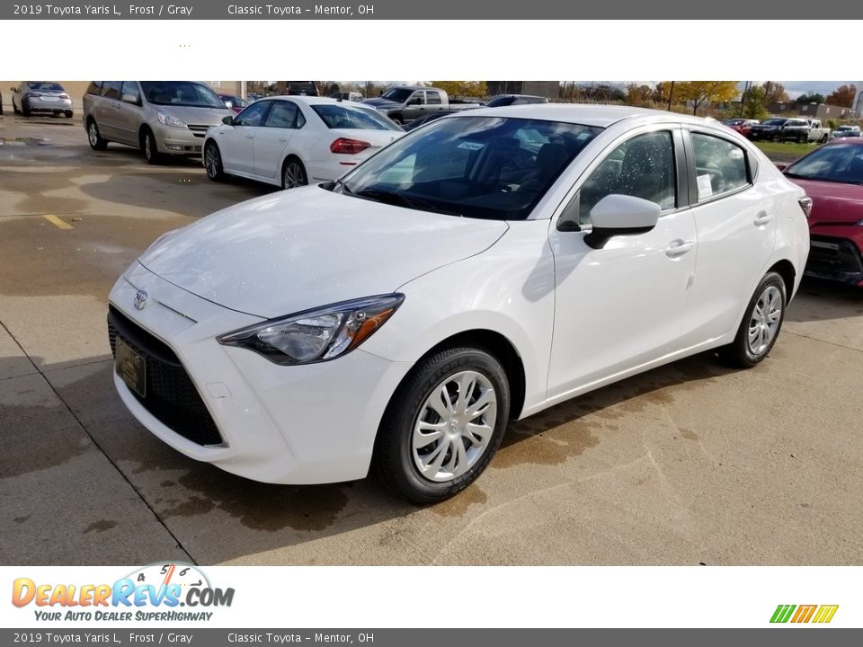 2019 Toyota Yaris L Frost / Gray Photo #1