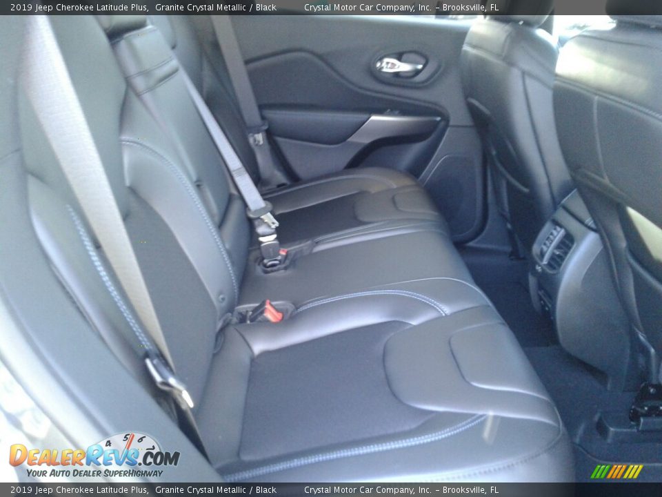 2019 Jeep Cherokee Latitude Plus Granite Crystal Metallic / Black Photo #11