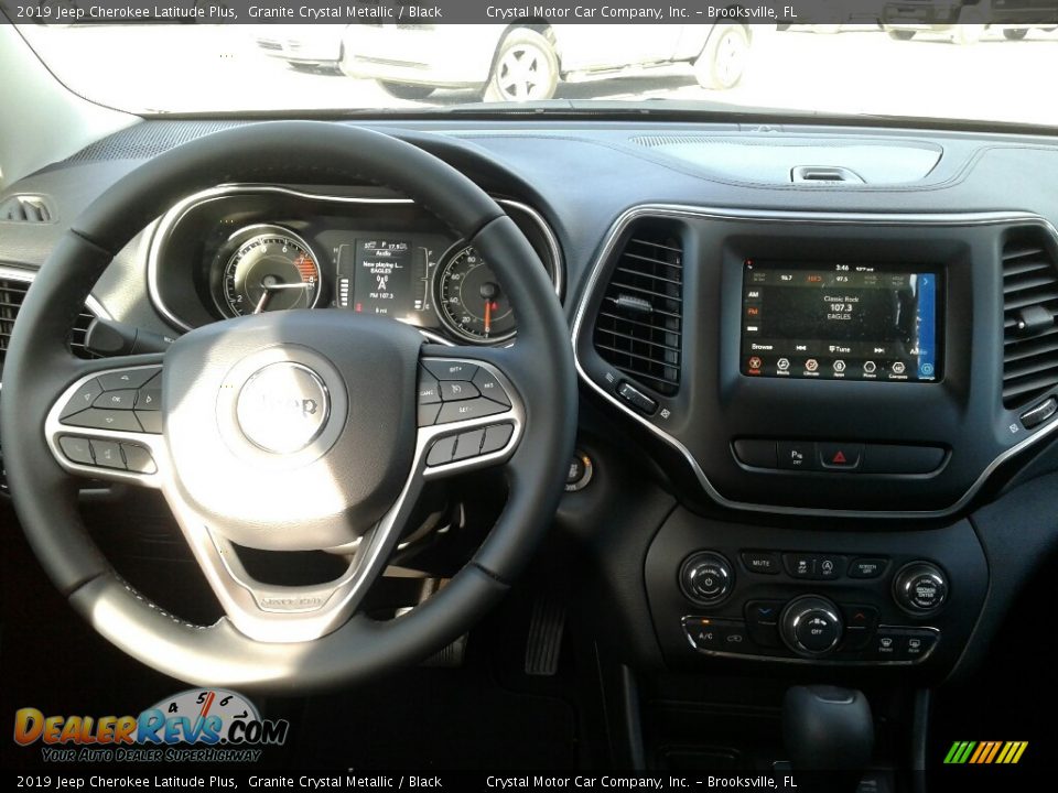 2019 Jeep Cherokee Latitude Plus Granite Crystal Metallic / Black Photo #13
