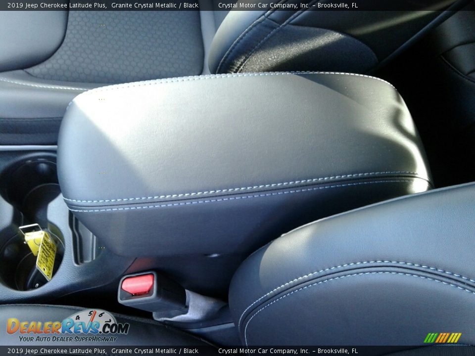 2019 Jeep Cherokee Latitude Plus Granite Crystal Metallic / Black Photo #18