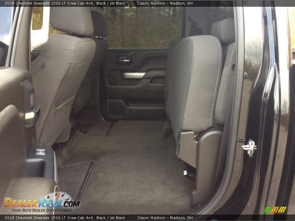 2018 Chevrolet Silverado 1500 LT Crew Cab 4x4 Black / Jet Black Photo #28