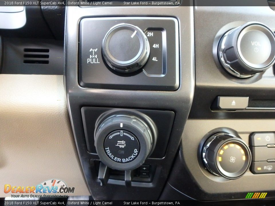 2018 Ford F150 XLT SuperCab 4x4 Oxford White / Light Camel Photo #17