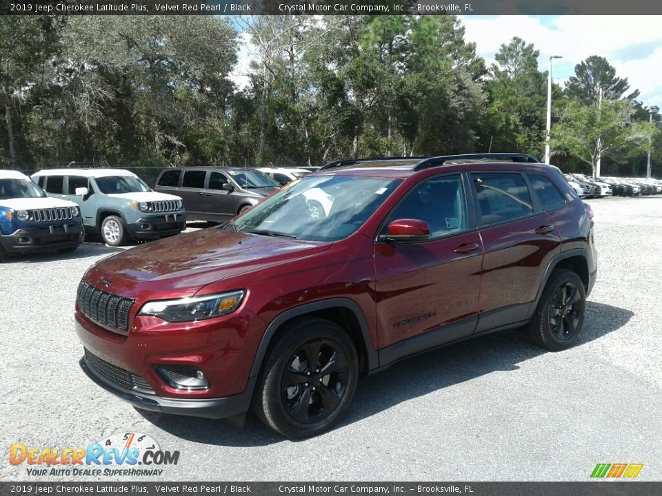 2019 Jeep Cherokee Latitude Plus Velvet Red Pearl / Black Photo #1