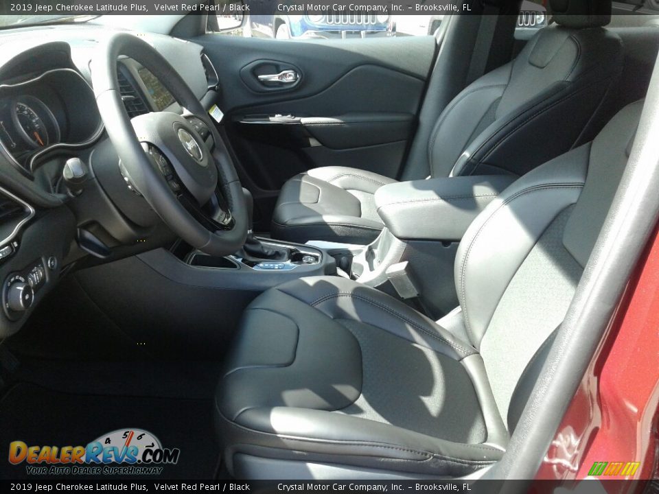 2019 Jeep Cherokee Latitude Plus Velvet Red Pearl / Black Photo #9