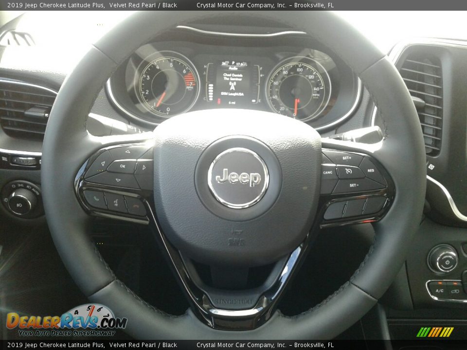 2019 Jeep Cherokee Latitude Plus Velvet Red Pearl / Black Photo #14