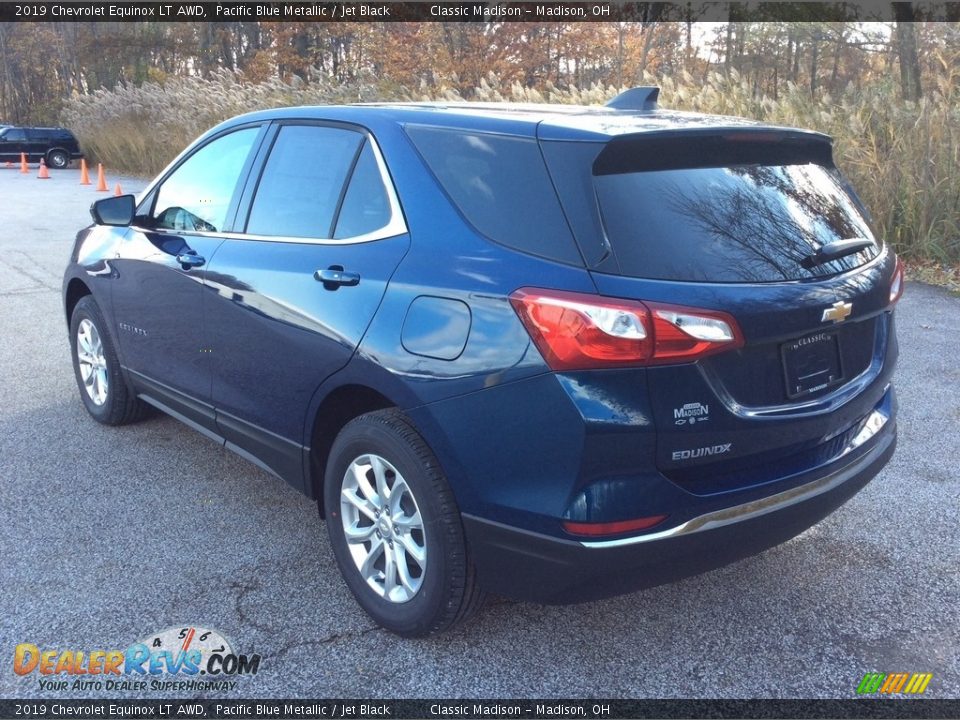 2019 Chevrolet Equinox LT AWD Pacific Blue Metallic / Jet Black Photo #4